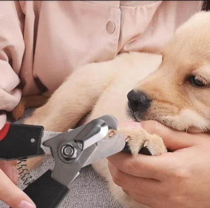 Cortador de Unha Pet Caramelo™ – Alicate Ergonômico para Cães Médio e Grande – Corte Seguro com Limitador - Imagem 4