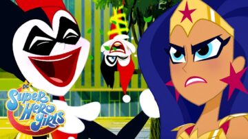 #AchadosEPerdidos 💫 | DC Super Hero Girls Brasil