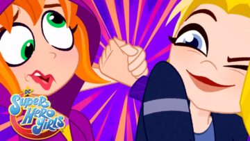 #BatanoPalhaço | DC Super Hero Girls Brasil