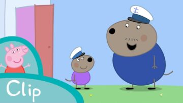 Captain Daddy Dogs Sailing Boat ⛵️ | Peppa Pig Official Clip