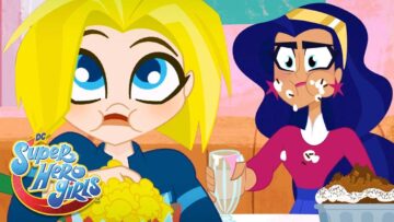 Comida, Gloriosa Comida 🍔 | DC Super Hero Girls Brasil